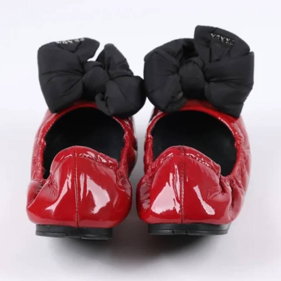 Prada Vintage Pre-owned Leather flats Red Dames