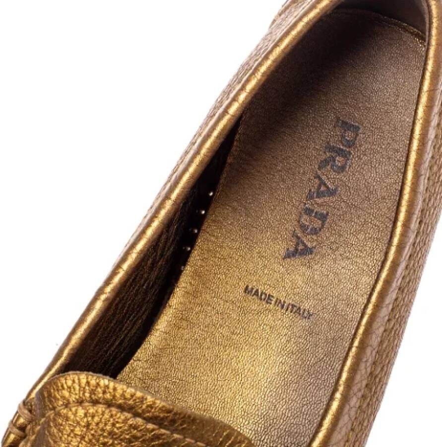 Prada Vintage Pre-owned Leather flats Yellow Dames