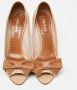 Prada Vintage Pre-owned Leather heels Beige Dames - Thumbnail 3