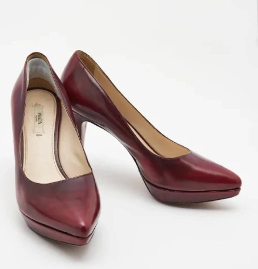 Prada Vintage Pre-owned Leather heels Red Dames