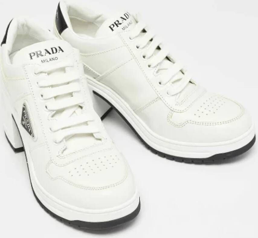 Prada Vintage Pre-owned Leather heels White Dames