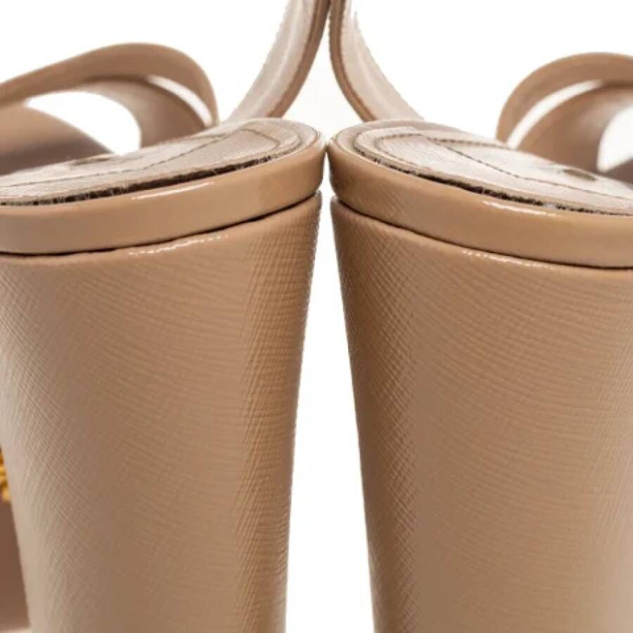 Prada Vintage Pre-owned Leather sandals Beige Dames