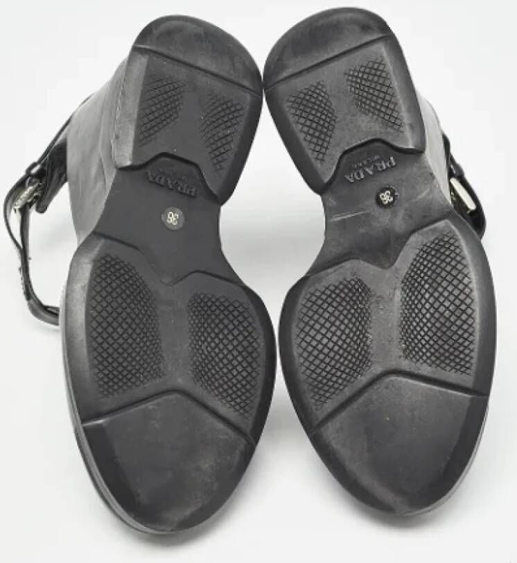 Prada Vintage Pre-owned Leather sandals Black Dames