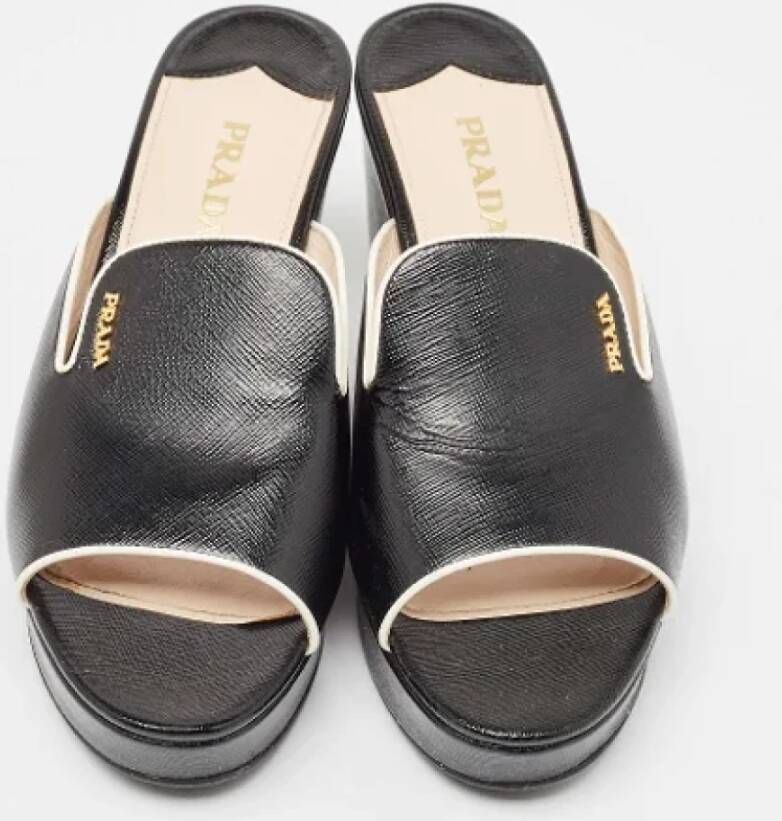 Prada Vintage Pre-owned Leather sandals Black Dames