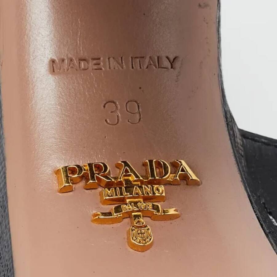 Prada Vintage Pre-owned Leather sandals Black Dames