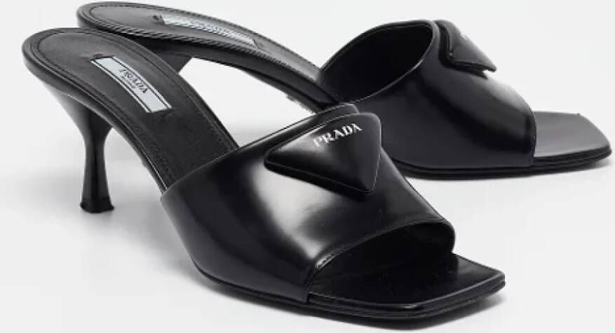 Prada Vintage Pre-owned Leather sandals Black Dames