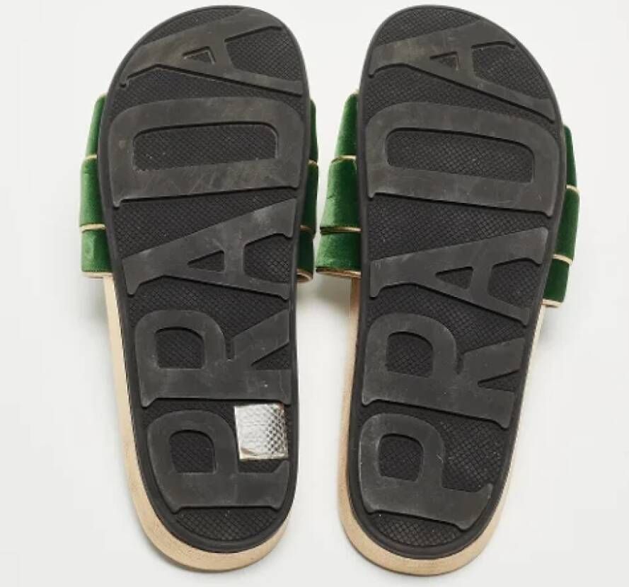 Prada Vintage Pre-owned Leather sandals Green Dames