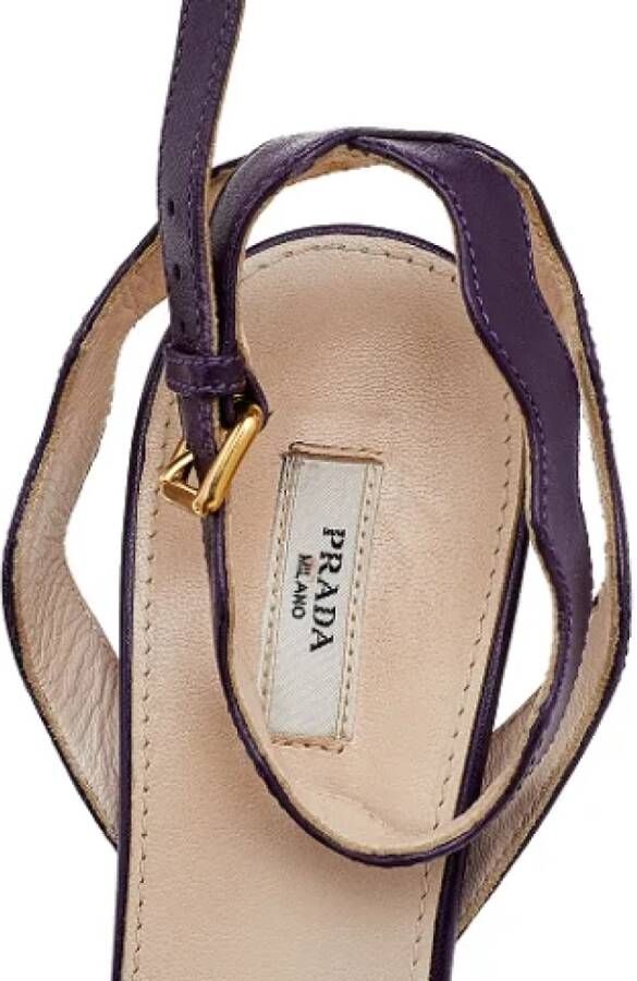 Prada Vintage Pre-owned Leather sandals Purple Dames