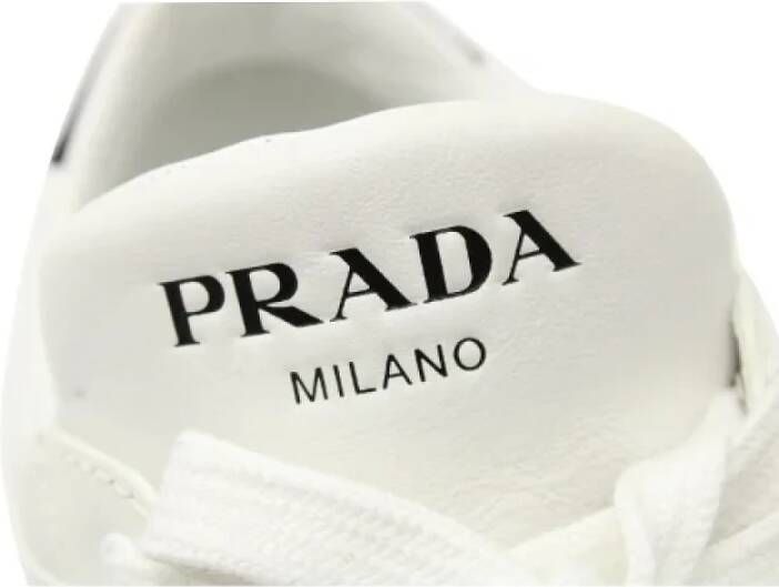 Prada Vintage Pre-owned Leather sneakers White Dames