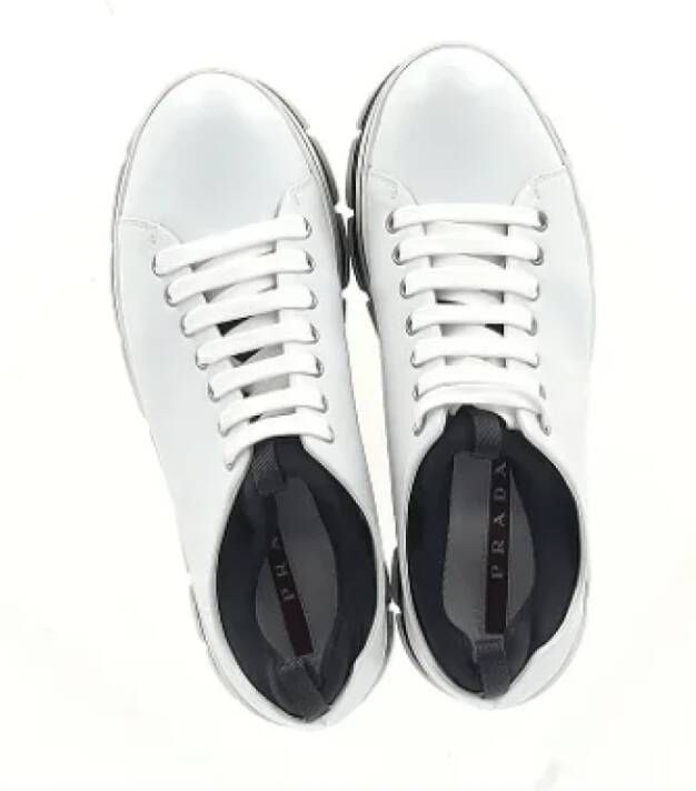 Prada Vintage Pre-owned Leather sneakers White Dames