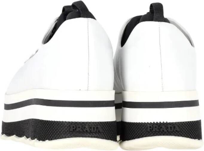 Prada Vintage Pre-owned Leather sneakers White Dames