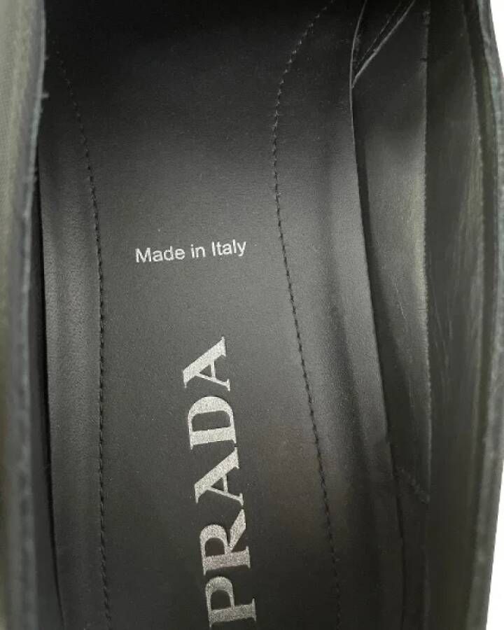 Prada Vintage Pre-owned Nylon flats Black Heren