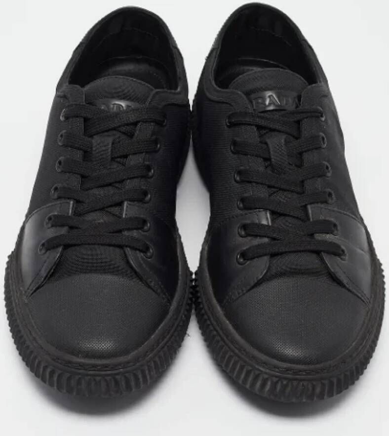 Prada Vintage Pre-owned Nylon sneakers Black Heren