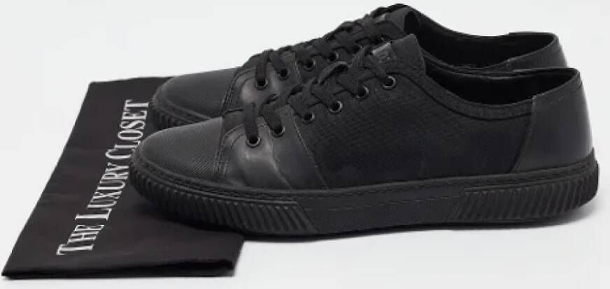 Prada Vintage Pre-owned Nylon sneakers Black Heren