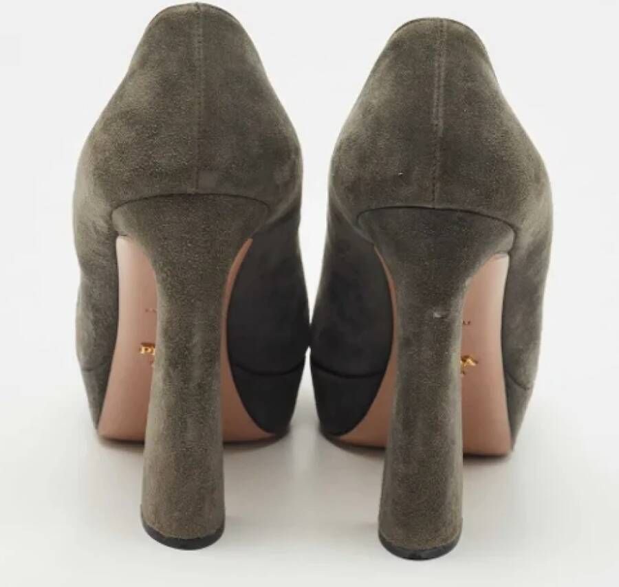 Prada Vintage Pre-owned Suede heels Gray Dames