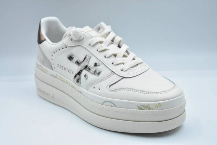 Premiata Crème Veterschoenen Platte Schoenen White Dames