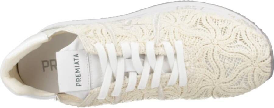 Premiata Stijlvolle Sneakers voor Modieuze Vrouwen Beige Dames