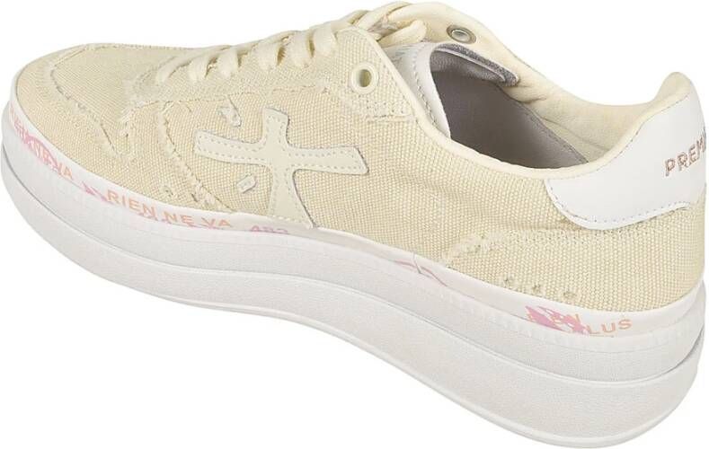 Premiata Stijlvolle Sneakers Beige Dames