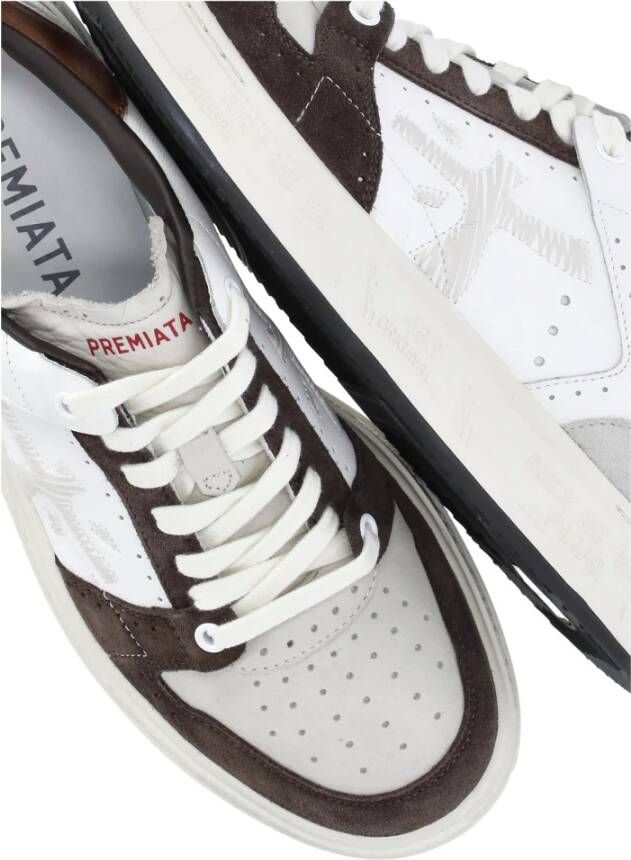 Premiata Witte Leren Sneakers Ronde Neus Vetersluiting Brown Heren