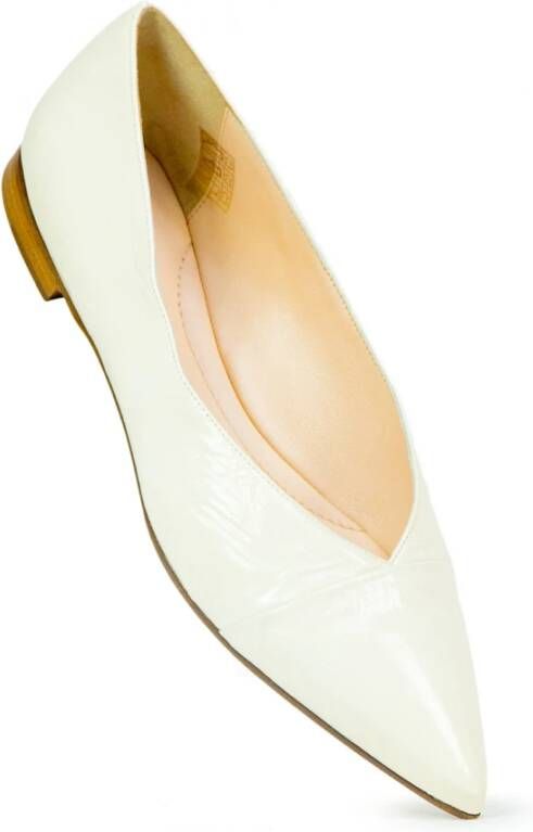 Prosperine Glanzende Leren Ballerina Schoenen White Dames