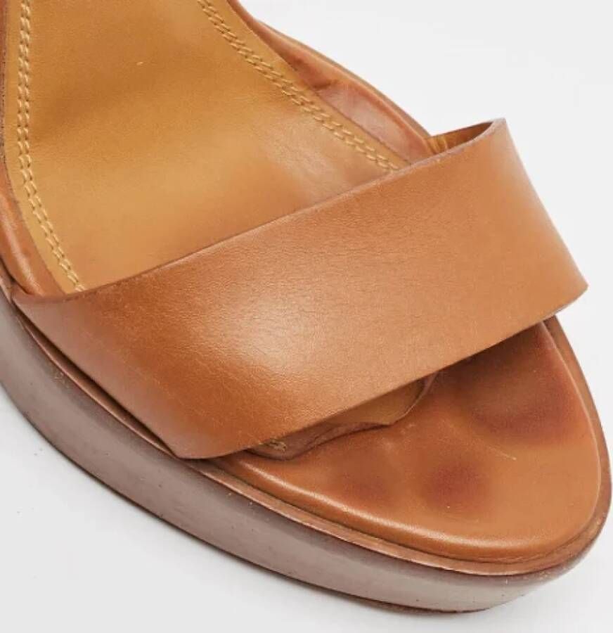 Ralph Lauren Pre-owned Leather sandals Brown Dames