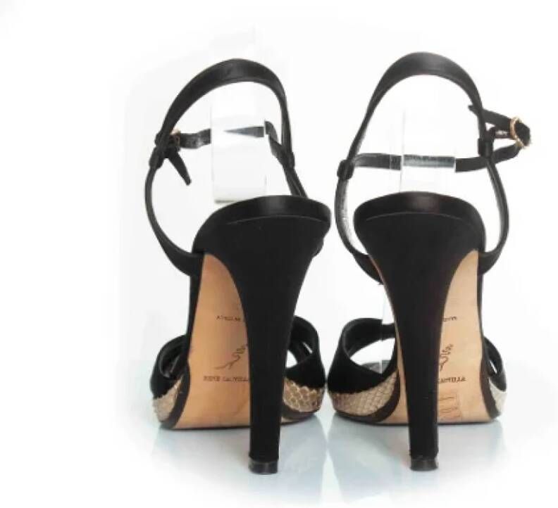 René Caovilla Pre-owned Fabric sandals Black Dames