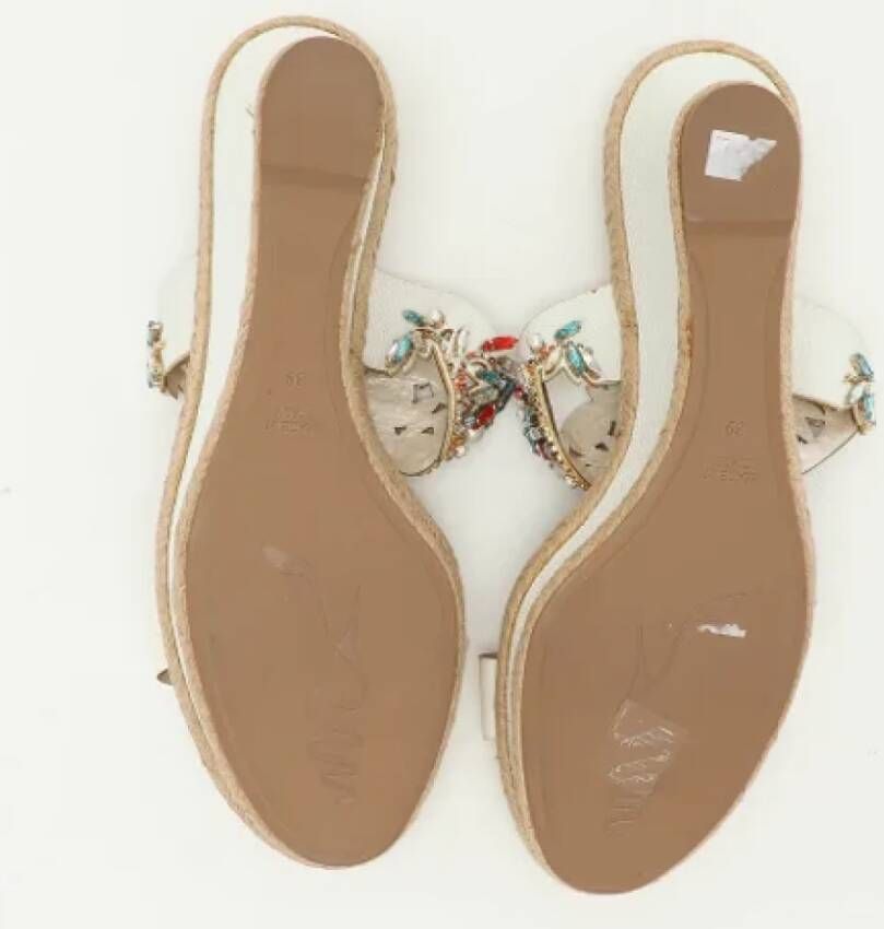 René Caovilla Pre-owned Leather sandals White Dames