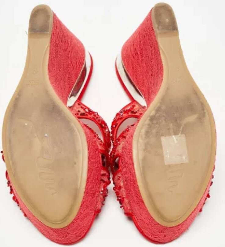 René Caovilla Pre-owned Mesh sandals Red Dames