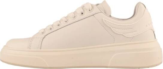 Richmond Minimalistische Sneaker met Logo Belettering Beige Dames