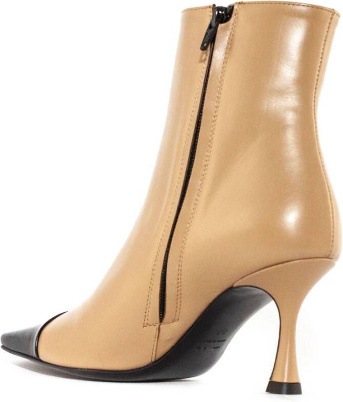 Roberto Festa Beige Calfskin Fanny Enkellaarzen Beige Dames