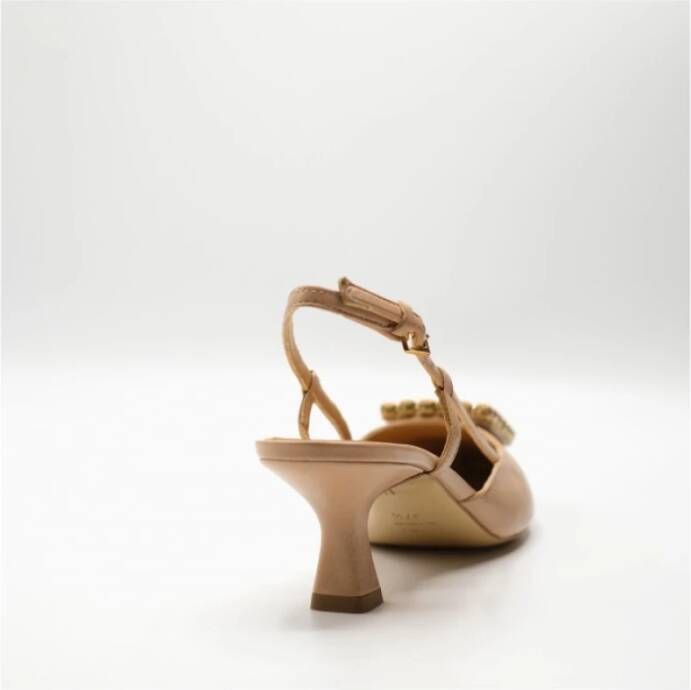 Roberto Festa Schepvormige Halslijn Leren Sandalen Beige Dames