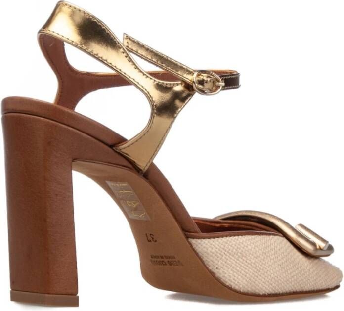 Roberto Festa Verhoog je stijl met hoge hakken sandalen Beige Dames