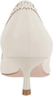 Roger Vivier Ivoor Leren Gesp Hak Pumps Beige Dames