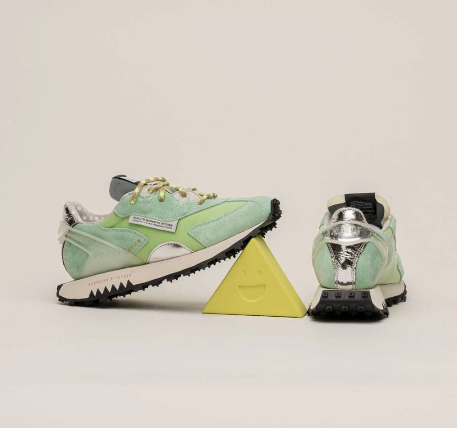 RUN OF Mint Split Leren Sneakers met Zilveren Hiel Green Dames