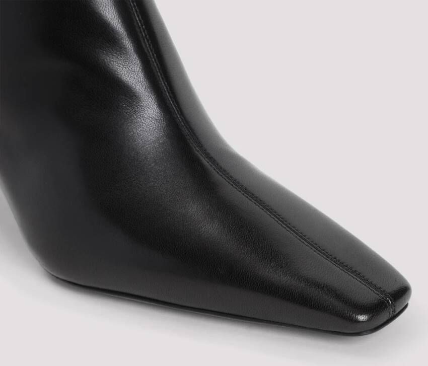 Saint Laurent Elegante Zwarte Bootie voor Vrouwen Black Dames