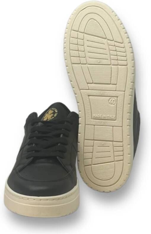 Saint Sneakers Stijlvolle Sneakers voor Dagelijks Gebruik Black Heren