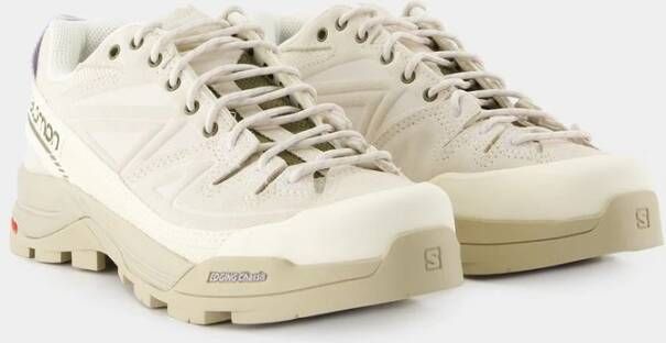 Salomon Beige Synthetische Sneakers met Wild Rubber Sole Beige Dames