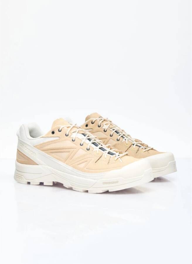 Salomon Suede Panel Lace-Up Sneakers Beige Heren