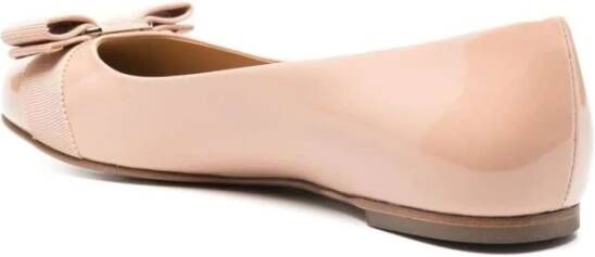 Salvatore Ferragamo Amaretti Varina Dames Stijlvolle Loafers Schoenen Beige Dames