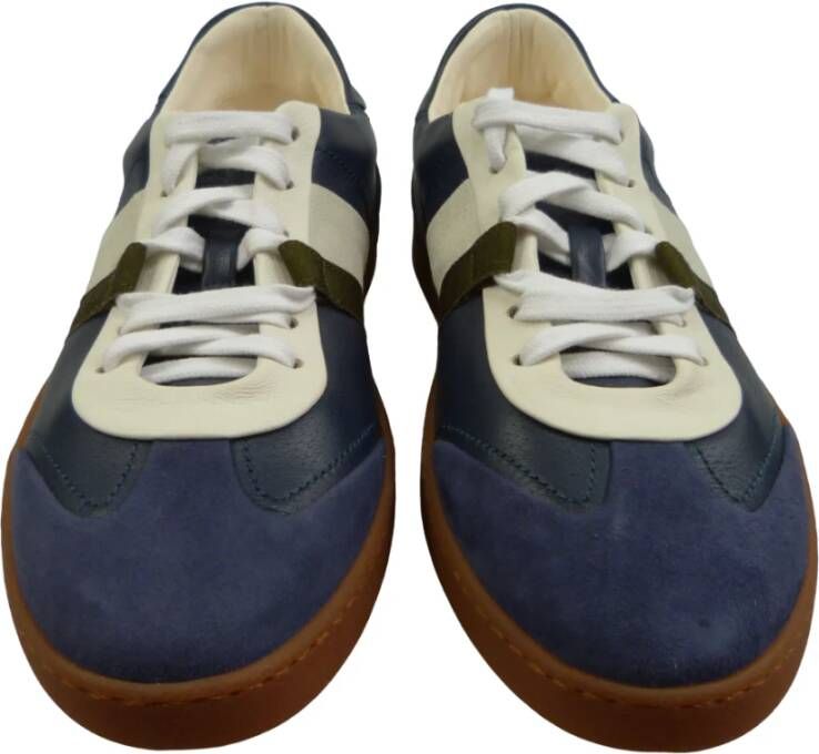 Salvatore Ferragamo Blauwe Sneakers Stijlvolle Schoenen Blue Dames