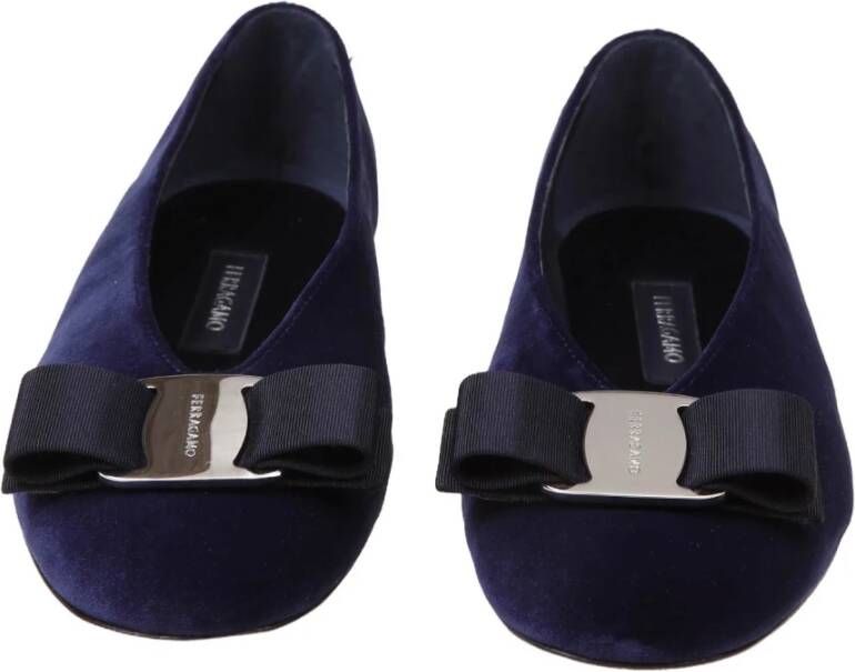 Salvatore Ferragamo Blauwe Velvet Ballerina Elegante Vanna Stijl Blue Dames