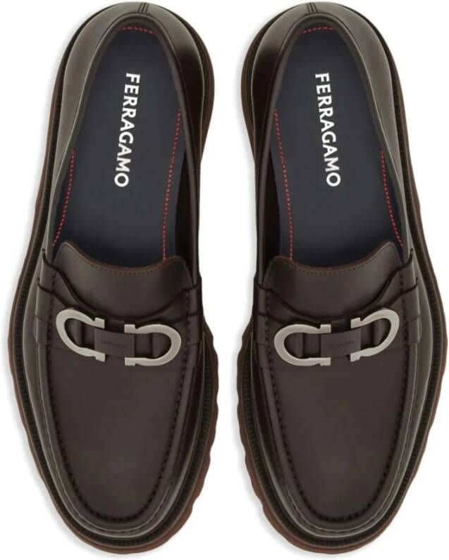 Salvatore Ferragamo Bruine platte loafers met Gancini gesp Brown Heren