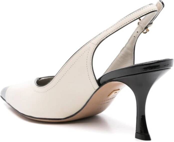 Salvatore Ferragamo Ecru Slingback Pumps met puntige neus White Dames