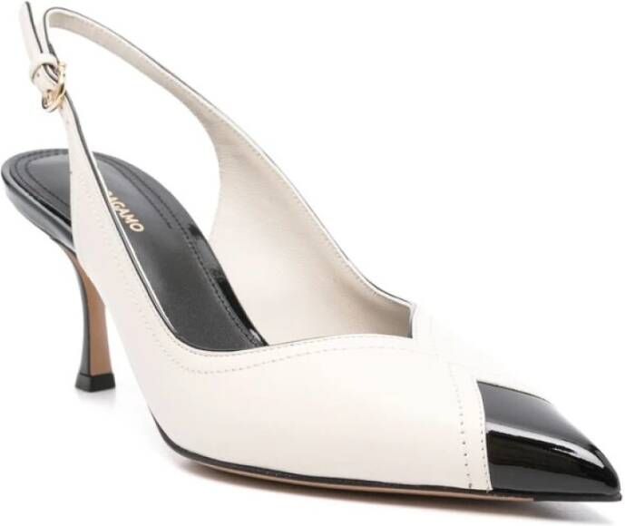 Salvatore Ferragamo Ecru Slingback Pumps met puntige neus White Dames