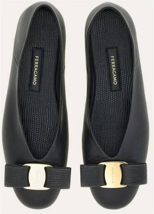 Salvatore Ferragamo Elegant Ballerina Flats Black Dames