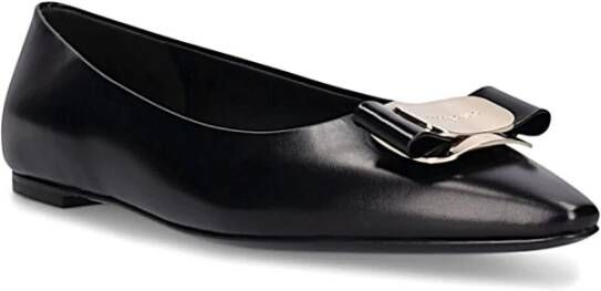 Salvatore Ferragamo Elegante Ballet Flats voor Vrouwen Black Dames