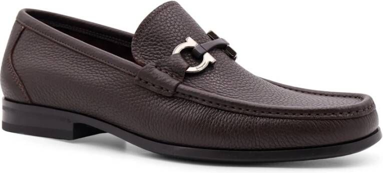 Salvatore Ferragamo Gancini Detail Leren Loafer Brown Heren