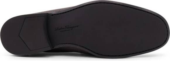 Salvatore Ferragamo Gancini Detail Leren Loafer Brown Heren