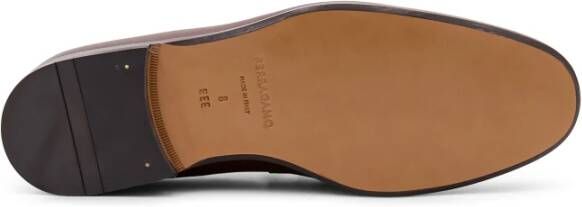 Salvatore Ferragamo Gancini Leren Loafer met Gouden Detail Brown Heren