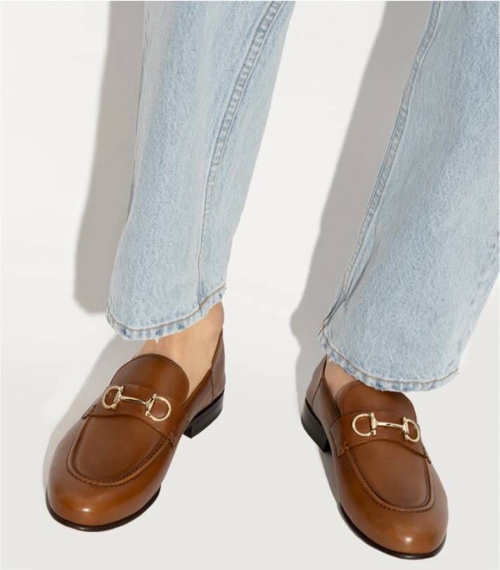 Salvatore Ferragamo Gancini Logo Leren Loafers Brown Dames